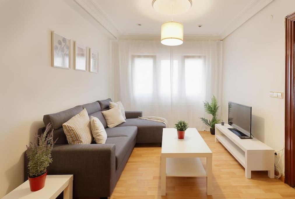 621B Acogedor Apartamento Oviedo Dış mekan fotoğraf