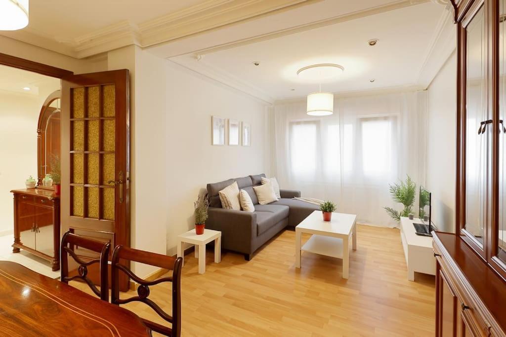 621B Acogedor Apartamento Oviedo Dış mekan fotoğraf